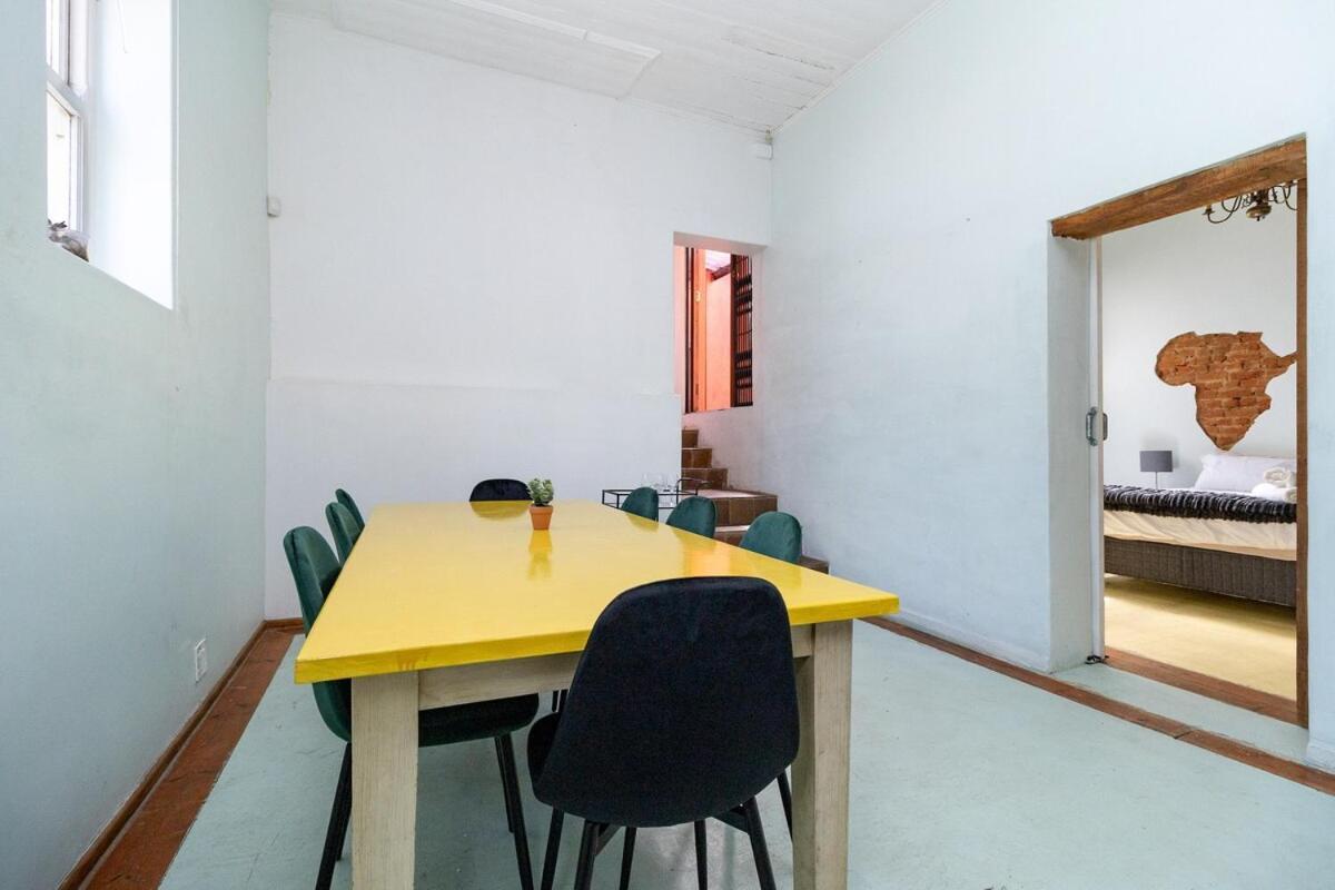 קייפטאון Funky Pet Friendly, 2-Bedroom Escape, Bo-Kaap מראה חיצוני תמונה